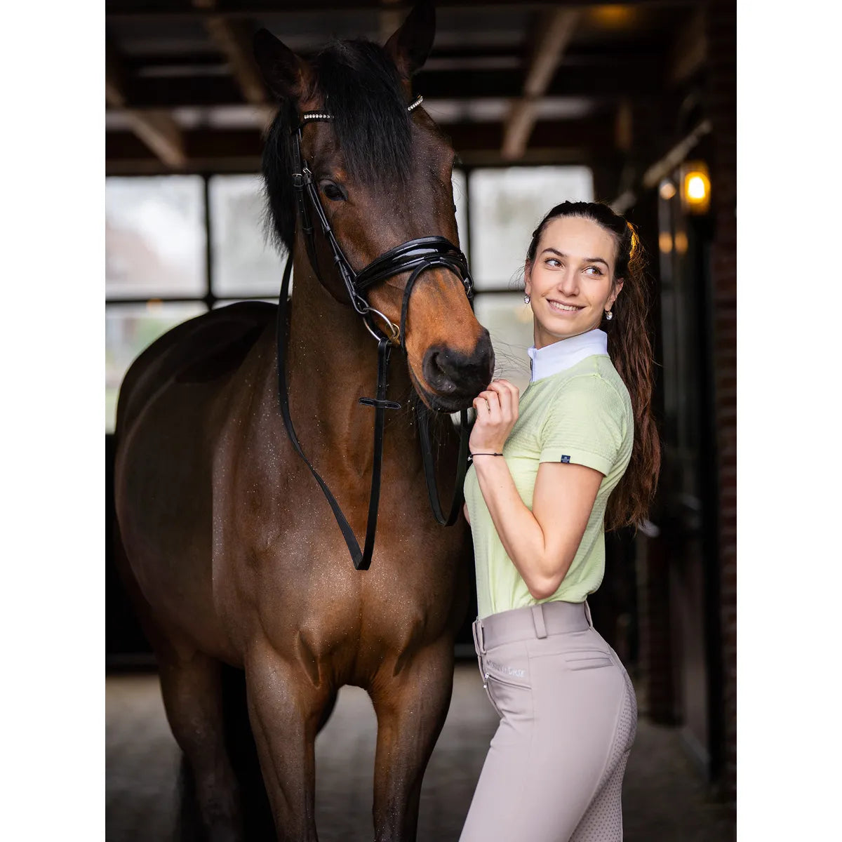 Mountain Horse Lily Top Green.