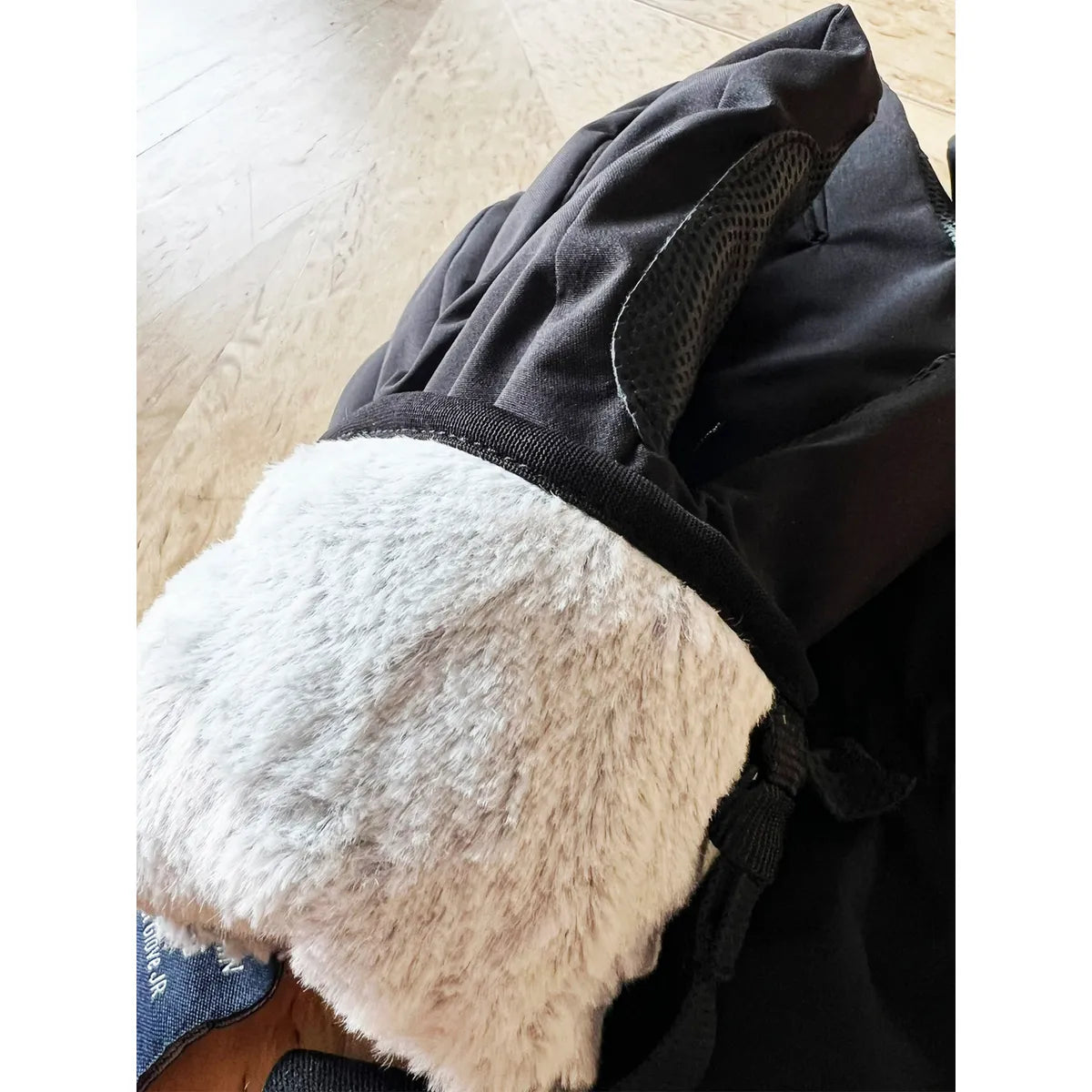 Mountain Horse Heat Glove Black