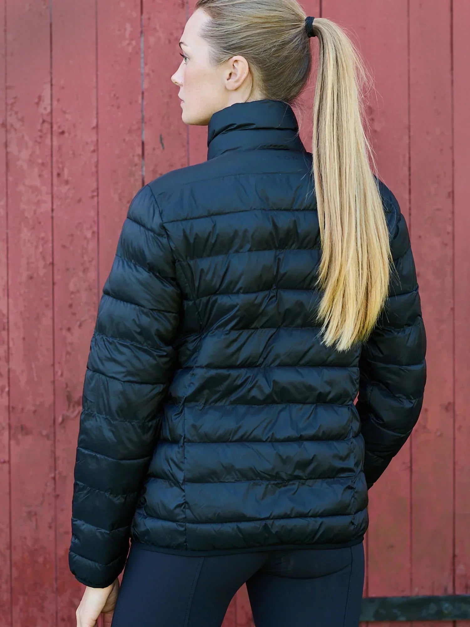 Jacson Lena Jacka Svart