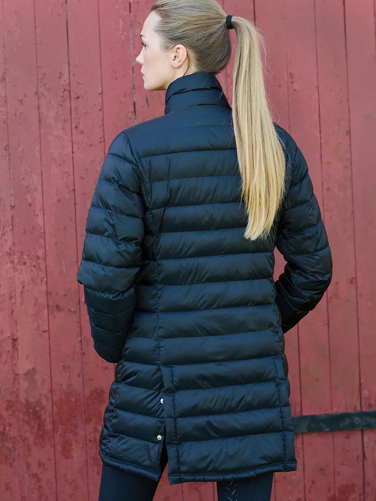 Jacson Lina Jacka Svart