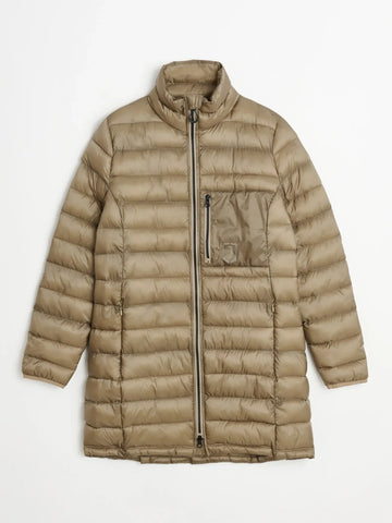 Lättviktsjacka för ryttare med dunliknande syntetisk fyllning och ridsprund, designad för att fästas på softshelljackan "Bodil".